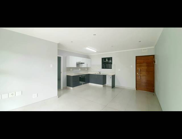 2 BEDROOM APARTMENT FOR SALE IN UMHLANGA RIDGE